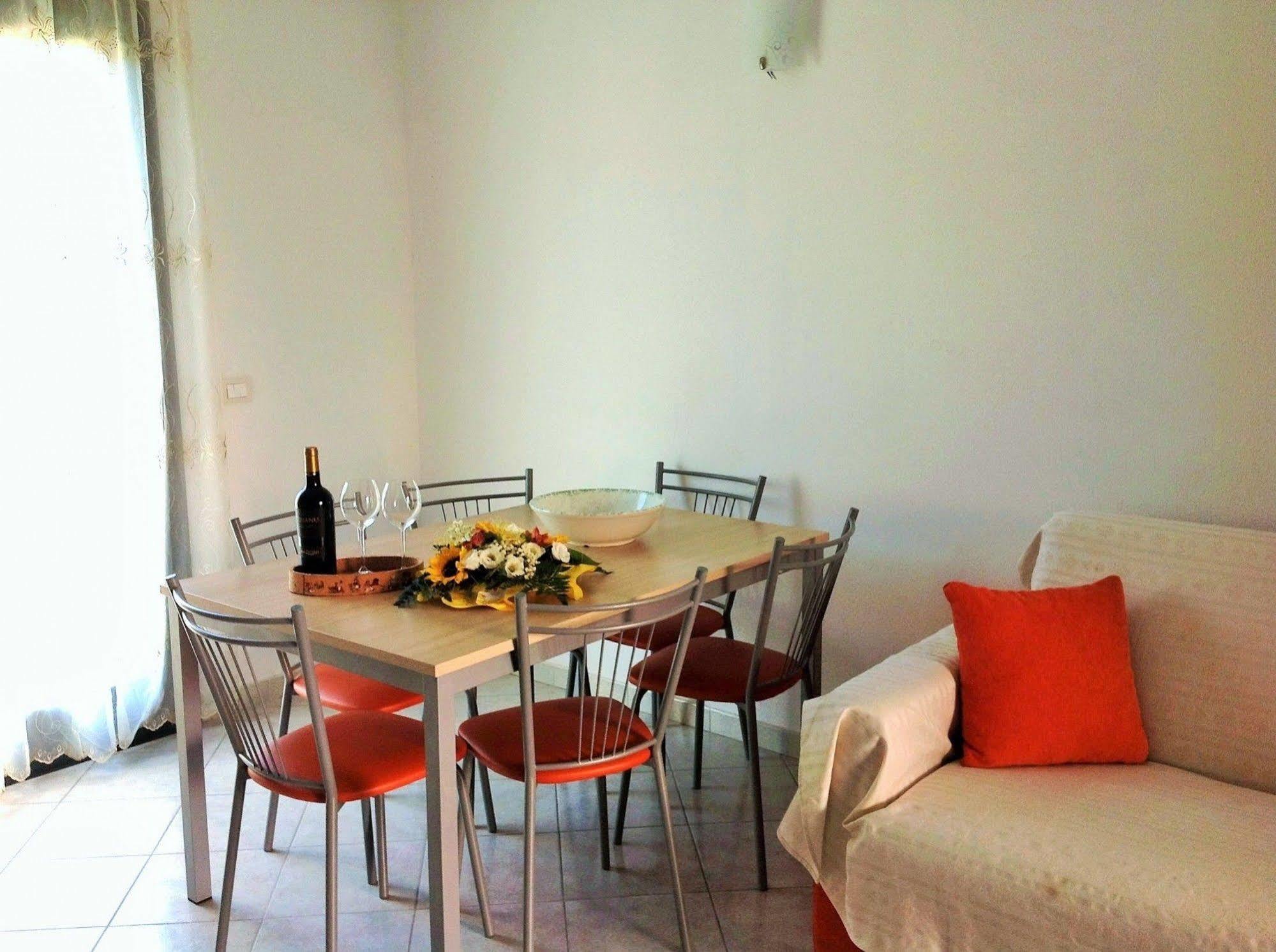 R&Z Getaway Apartment Santa Maria Coghinas Luaran gambar