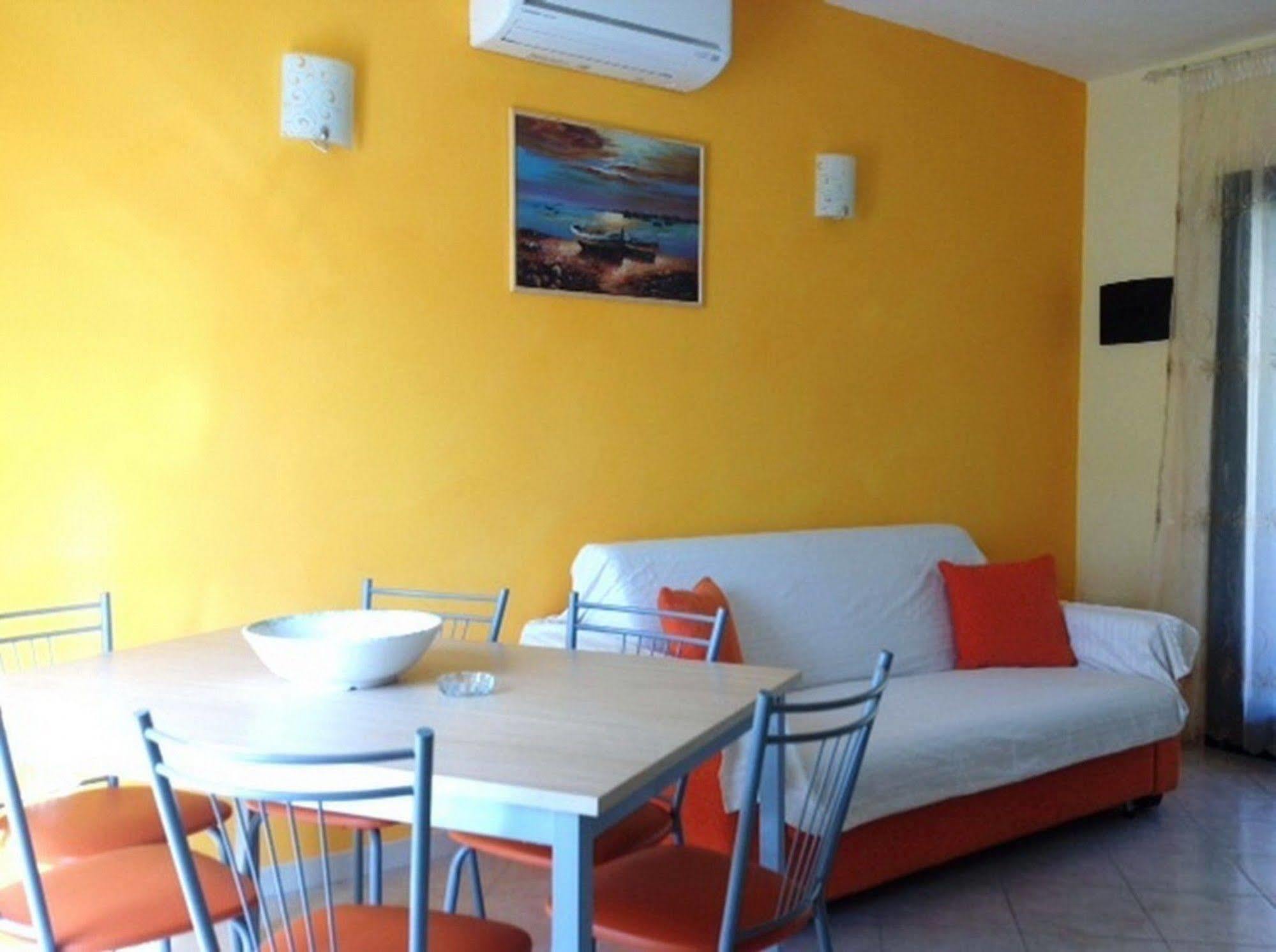 R&Z Getaway Apartment Santa Maria Coghinas Luaran gambar