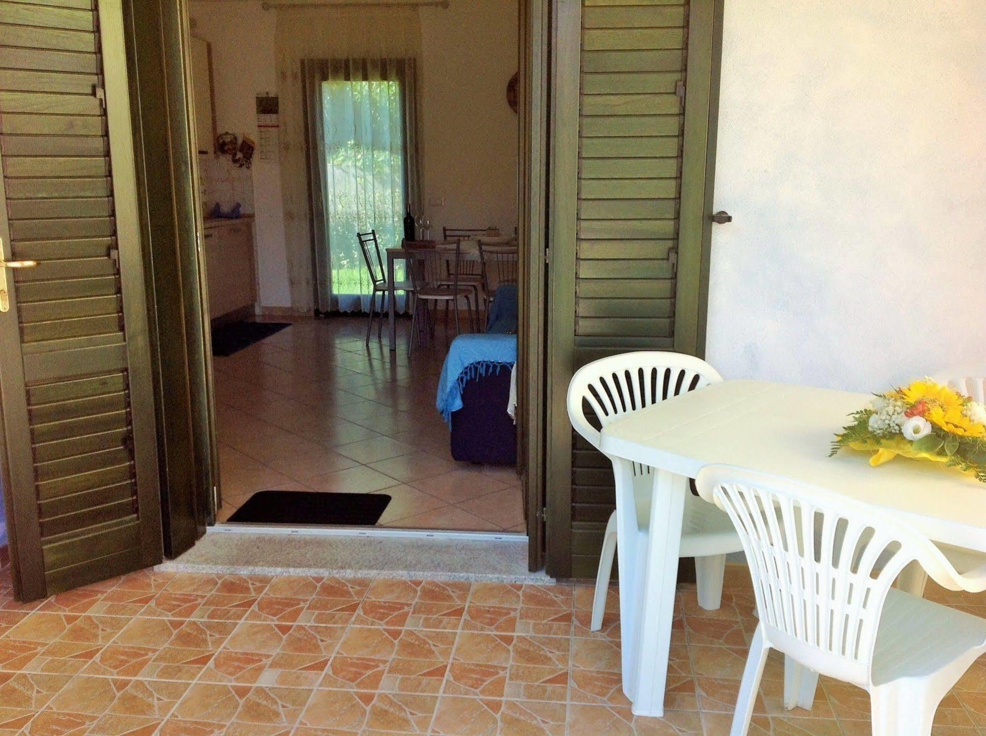 R&Z Getaway Apartment Santa Maria Coghinas Luaran gambar